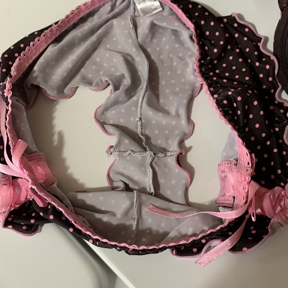 Bra & Pantie Set - Picture 5 of 7